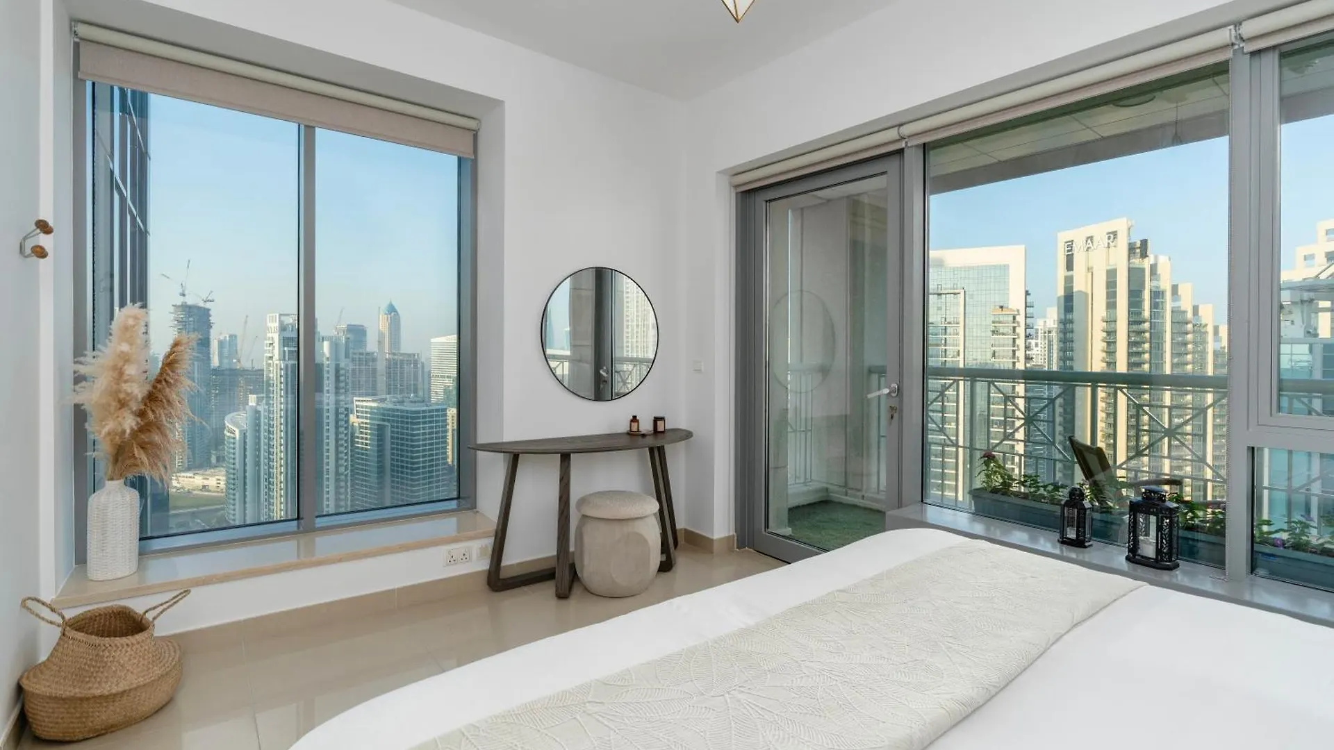 Apartment Luxury High Floor 1Br With Full Burj Khalifa View By Auberge Dubai